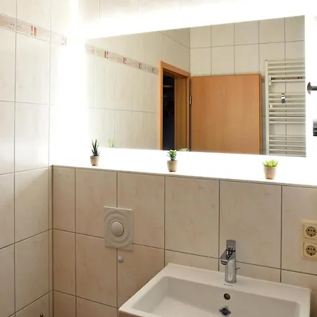 Waldstrasse 32 Noah Lägenhet